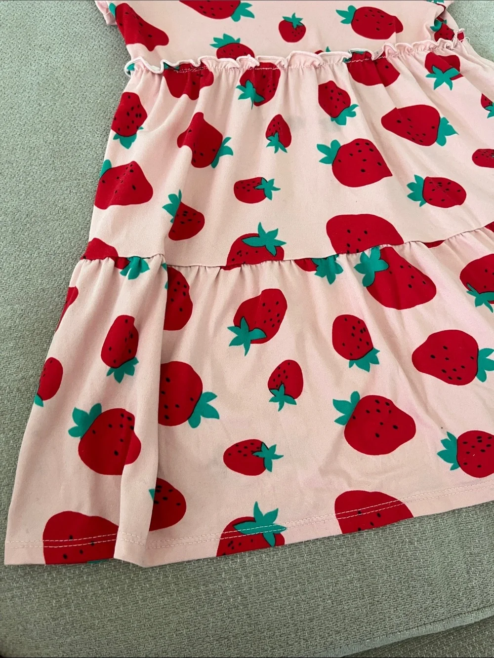 💙5 for $10💙 Girls Strawberry Tiered Pink Casual Dress 4/5